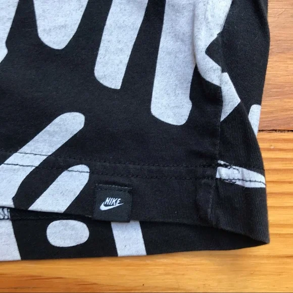 Nike and H&M Black and White Crop Top Bundle, EUC, S - Picture 13 of 15